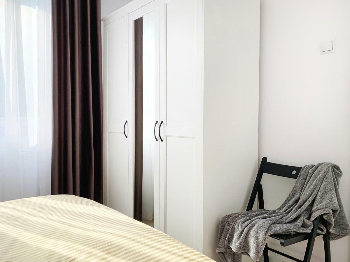 MHC Quiet Deluxe Suite near Downtown - Free Parking Braşov Buitenkant foto